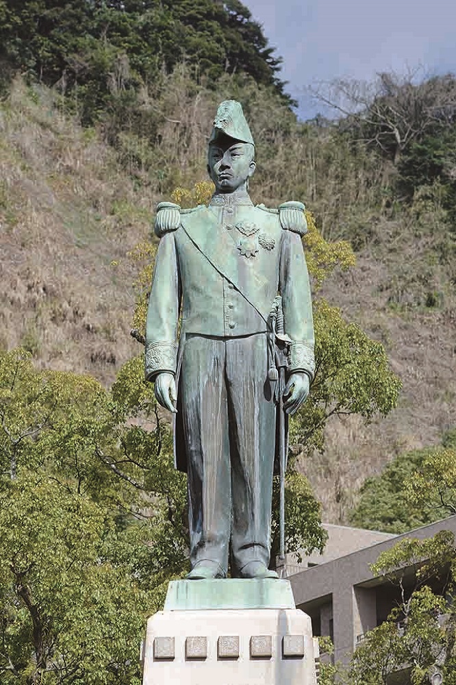 島津忠義公 銅像 鹿児島の観光情報 よかガイドかごしま
